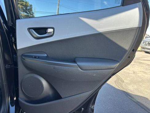 Used 2021 Hyundai Kona Ultimate w/ Cargo Package AWD/4WD image 19