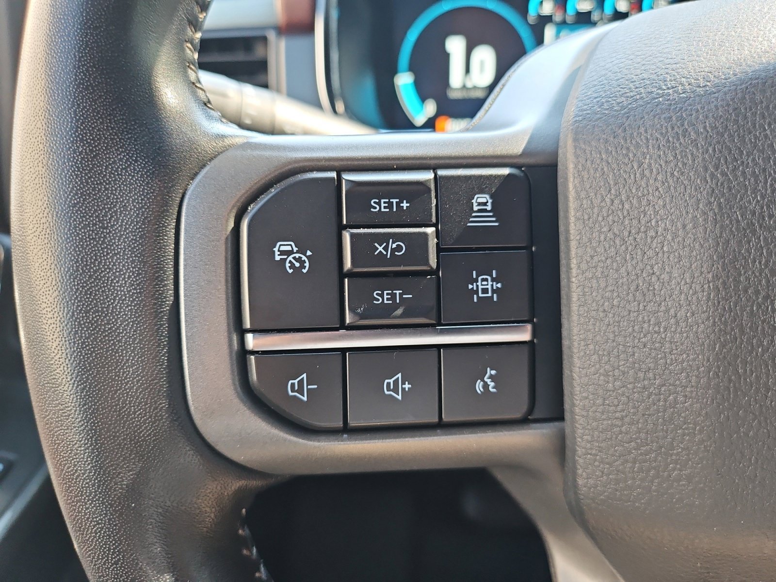 Used 2022 Ford F150 Lariat w/ Equipment Group 502A High AWD/4WD image 32
