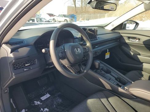 New 2025 Honda Accord SE image 18