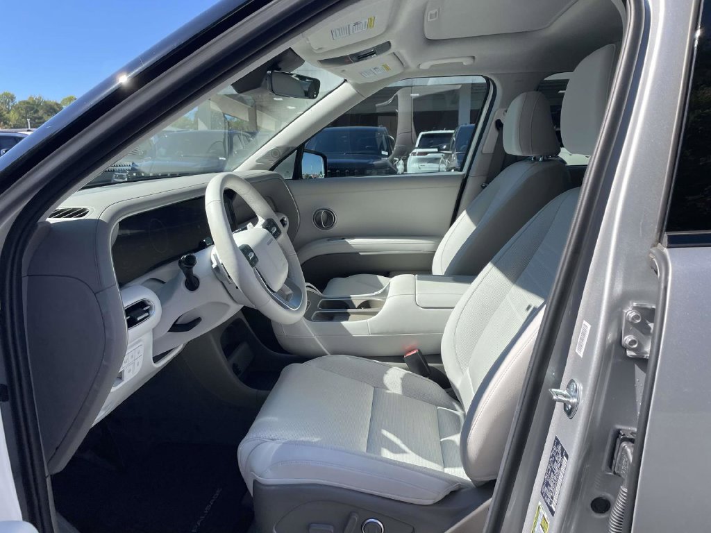 Used 2026 Hyundai Palisade Limited FWD image 27