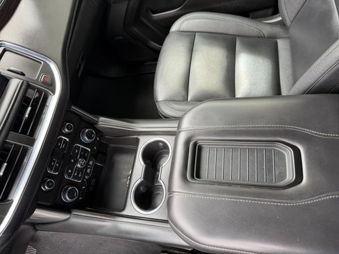 Used 2023 Chevrolet Tahoe LT w/ Luxury Package AWD/4WD image 45