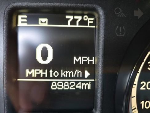 Used 2017 RAM 1500 Express RWD image 16