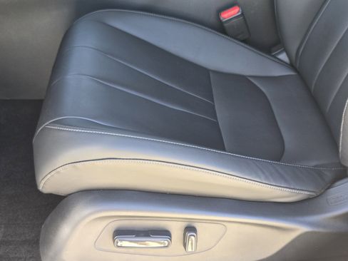 Certified 2025 Acura ADX AWD image 30