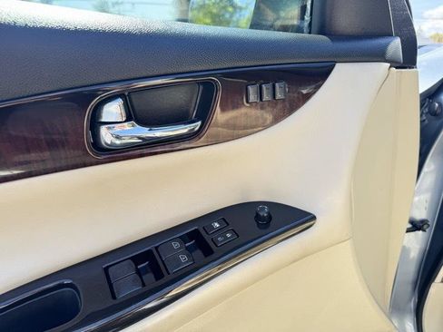 Used 2016 INFINITI QX50 AWD w/ Premium Plus Package image 23