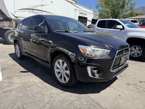 Used 2015 Mitsubishi Outlander Sport SE AWD/4WD image 1