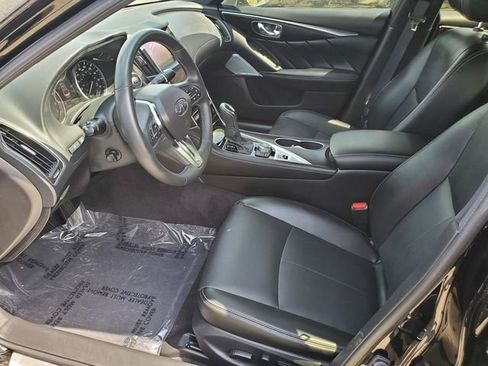 Used 2023 INFINITI Q50 Sensory image 11