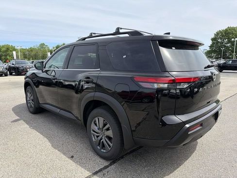 New 2026 Nissan Pathfinder SV AWD/4WD image 7