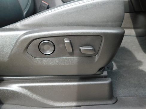 Used 2021 Chevrolet Tahoe Z71 AWD/4WD image 19