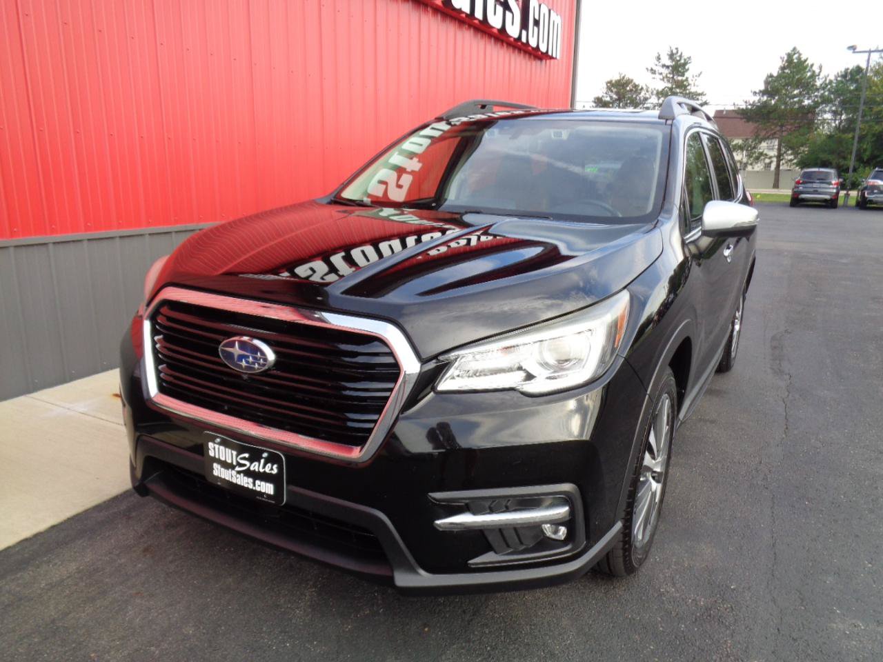 Used 2019 Subaru Ascent Touring AWD/4WD image 1