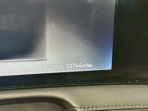 Used 2023 Nissan Ariya FWD image 19