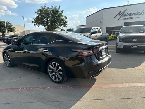 Used 2023 Nissan Maxima Platinum w/ Sport Mat Group FWD image 4