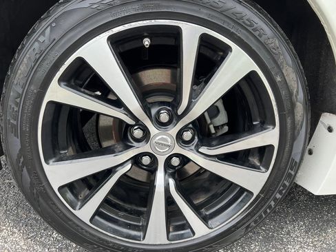 Used 2018 Nissan Maxima 3.5 S FWD image 16