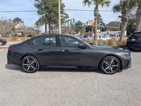 New 2026 BMW 530i 530i w/ M Sport Package image 3