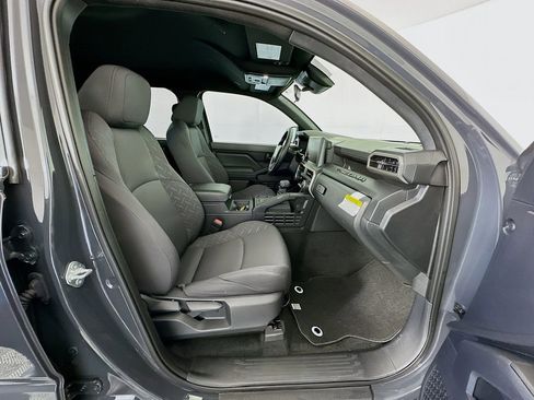 Used 2025 Toyota Tacoma SR image 26