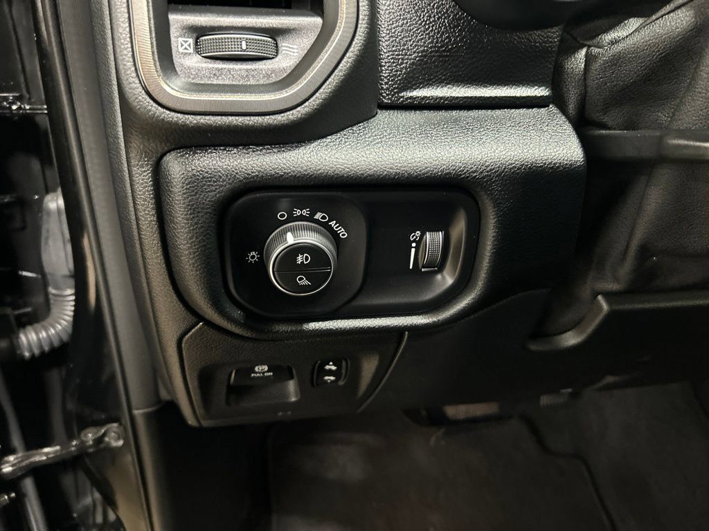 Used 2021 RAM 1500 Sport w/ Alpine Leather & Sound Group AWD/4WD image 10