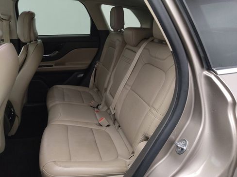 Used 2020 Lincoln Corsair Reserve w/ Appearance Package image 17