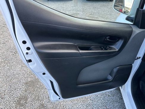 Used 2021 Nissan NV200 SV image 18