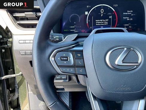 Used 2025 Lexus GX 550 AWD/4WD image 23