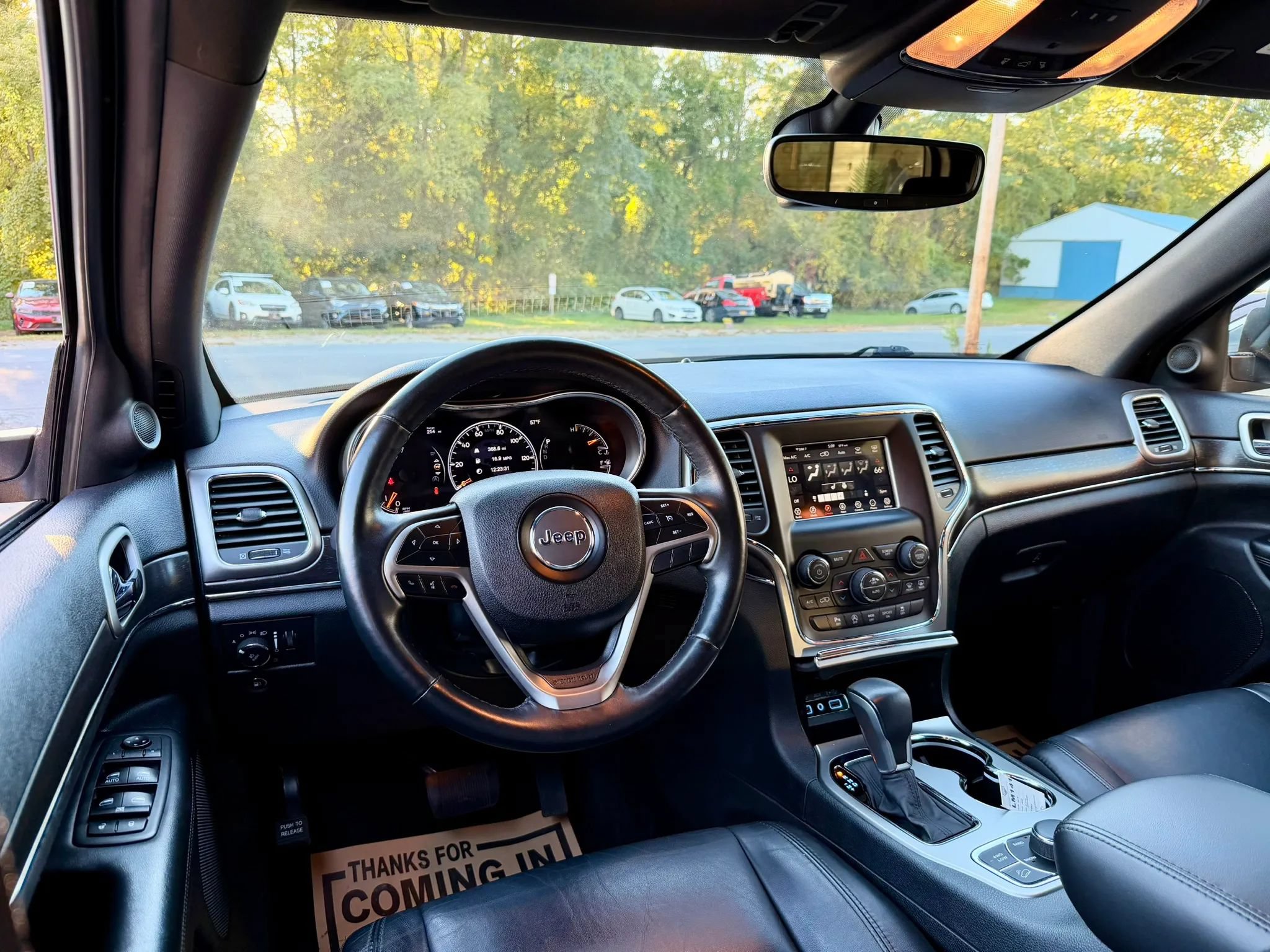 Used 2018 Jeep Grand Cherokee Limited AWD/4WD image 33