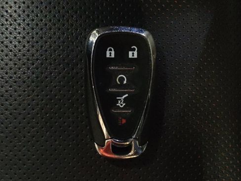 Used 2019 Chevrolet Blazer RS image 32