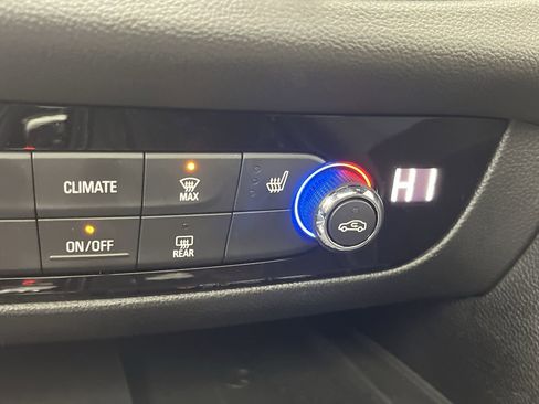 Certified 2024 Buick Enclave Essence w/ Experience Buick Package image 24