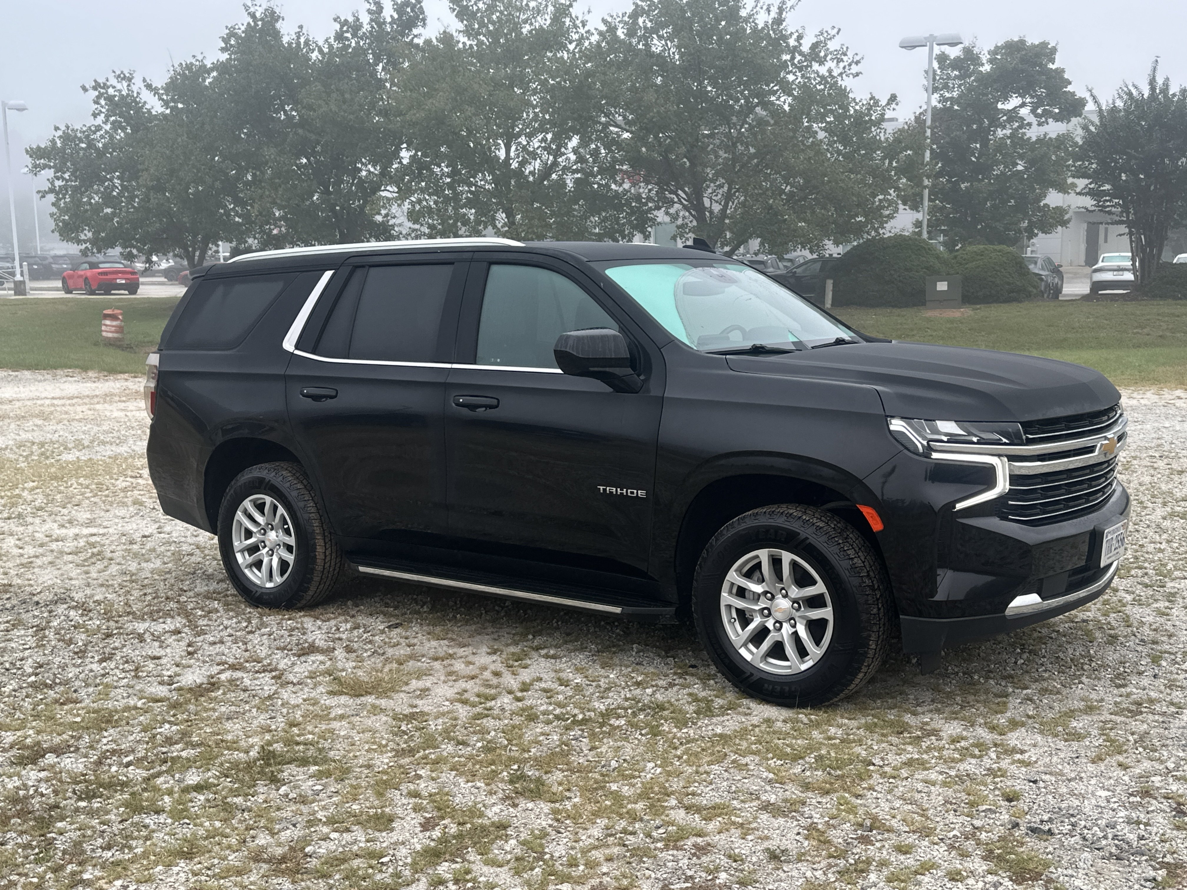 Used 2024 Chevrolet Tahoe LT AWD/4WD image 2