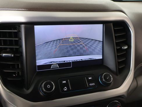 Used 2022 GMC Acadia SLE FWD image 6