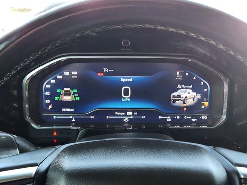 Used 2024 Chevrolet Silverado 1500 LT Trail Boss w/ Convenience Package II image 17