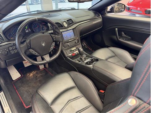 Used 2017 Maserati GranTurismo Sport RWD image 28