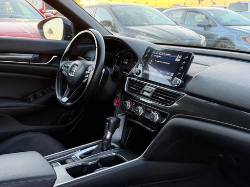 Used 2021 Honda Accord Sport image 29