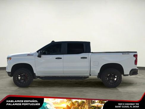 Used 2024 Chevrolet Silverado 1500 LT Trail Boss w/ LT Trail Boss Premium Package AWD/4WD image 3