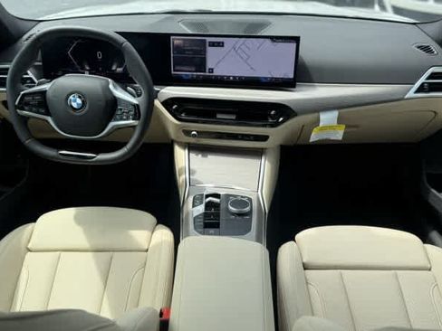 Certified 2025 BMW 330i xDrive Sedan w/ Convenience Package AWD/4WD image 20