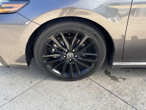 Used 2023 Toyota Camry XSE image 13