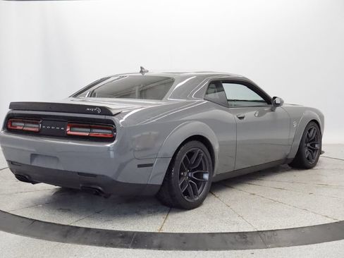 Used 2018 Dodge Challenger SRT Hellcat RWD image 29