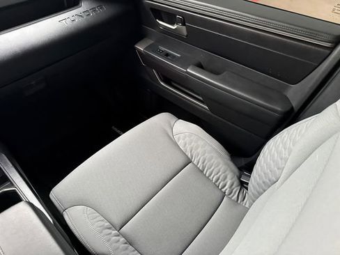 Used 2022 Toyota Tundra SR5 RWD image 15