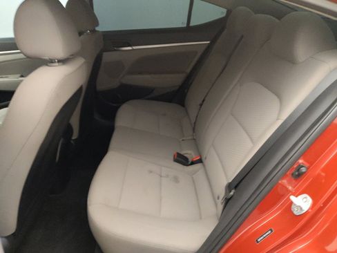 Used 2019 Hyundai Elantra SEL FWD image 18