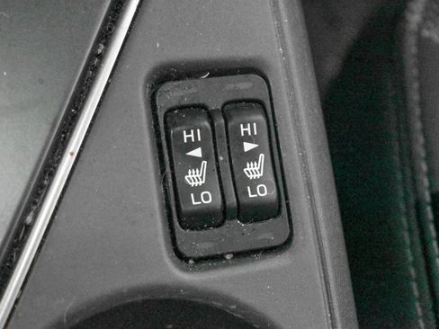 Used 2024 Subaru Crosstrek 2.0i Premium image 21