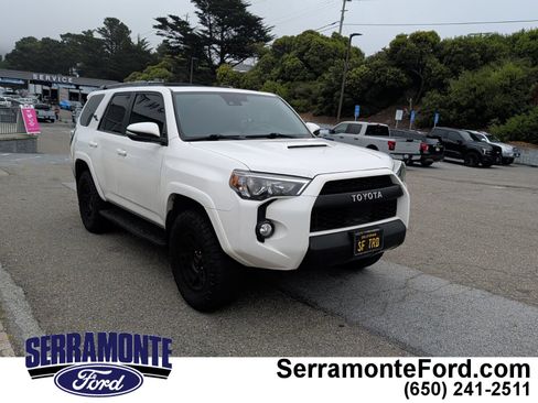 Used 2020 Toyota 4Runner TRD Off-Road Premium w/ Moonroof Package AWD/4WD image 1