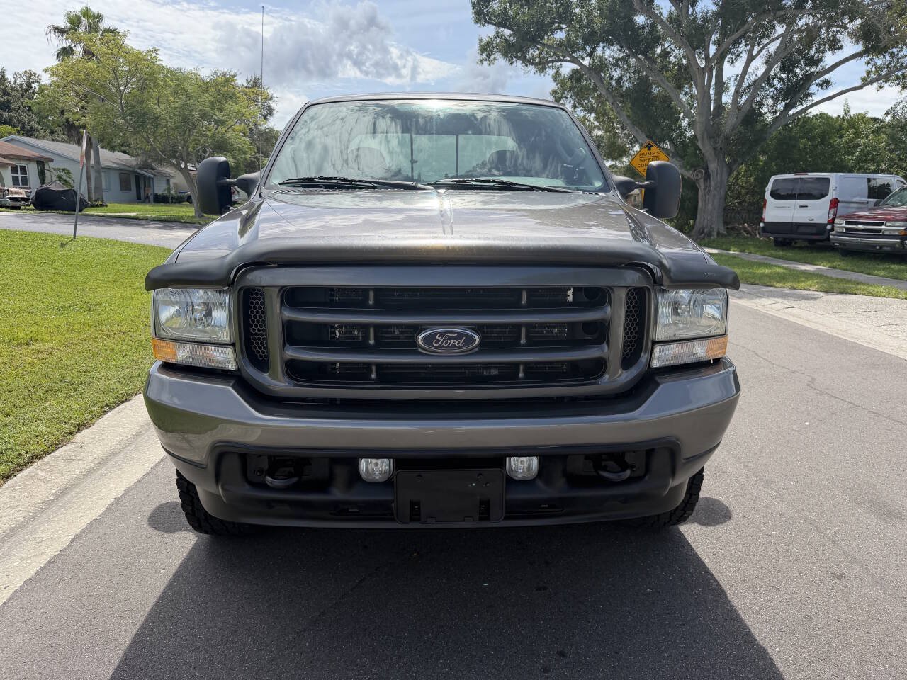 Used 2004 Ford F250 Lariat AWD/4WD image 3