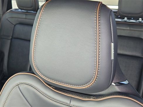 New 2025 Lincoln Aviator Black Label w/ Black Label Special Edition image 14