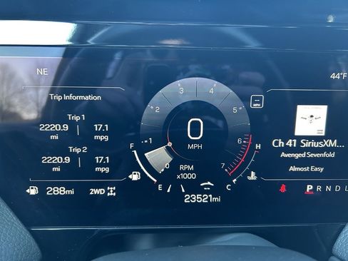 Certified 2025 GMC Yukon Denali image 31