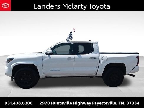Used 2025 Toyota Tacoma SR5 RWD image 6