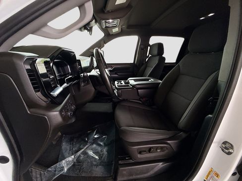 Used 2024 Chevrolet Silverado 2500 LT image 21