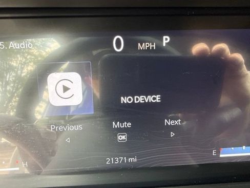 Used 2023 Jeep Grand Cherokee Limited w/ Trailer Tow Prep Group (B) AWD/4WD image 7