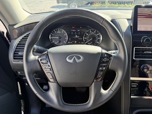 Certified 2024 INFINITI QX80 Premium Select w/ Cargo Package image 19