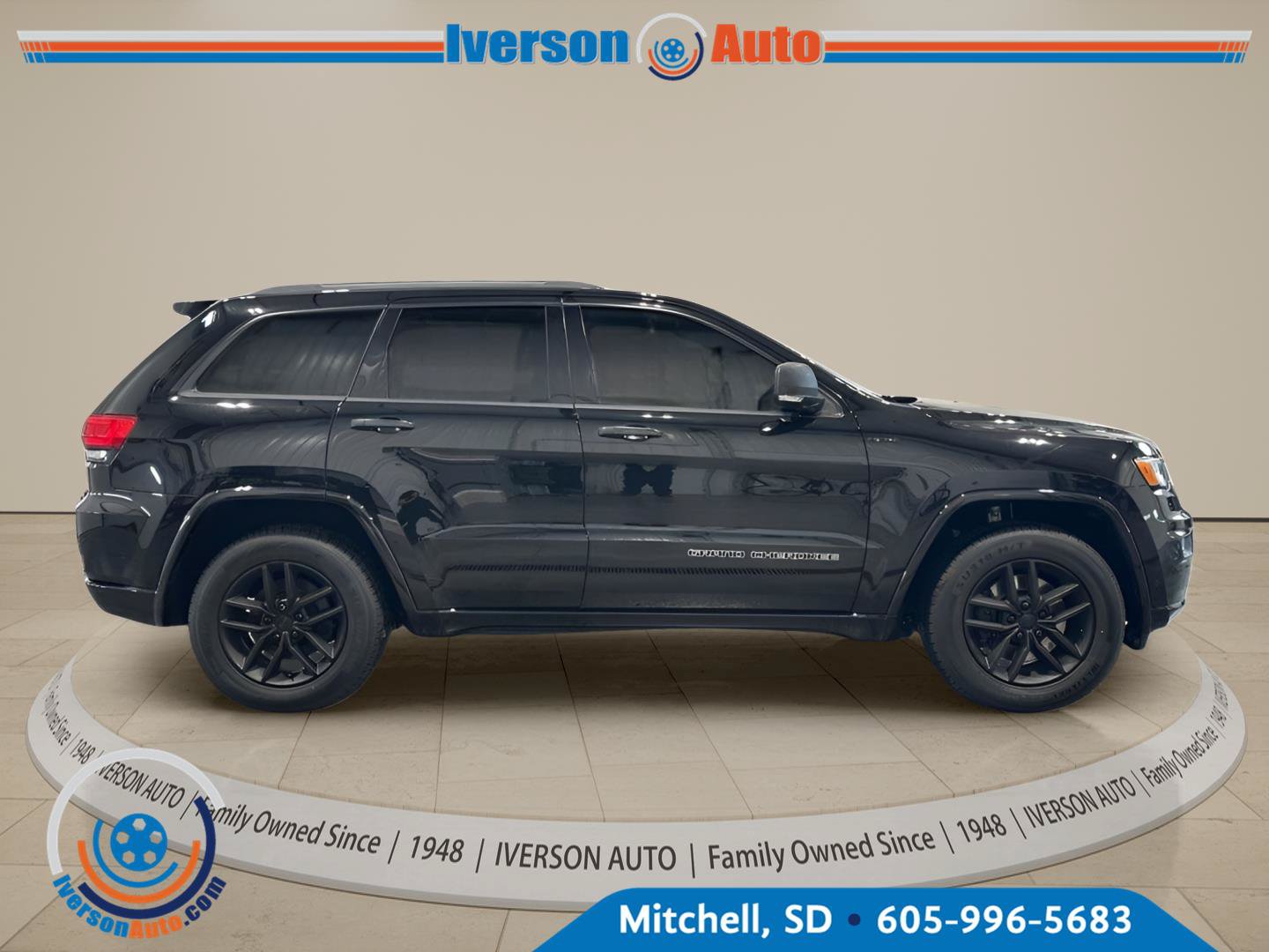 Used 2020 Jeep Grand Cherokee Overland AWD/4WD image 10