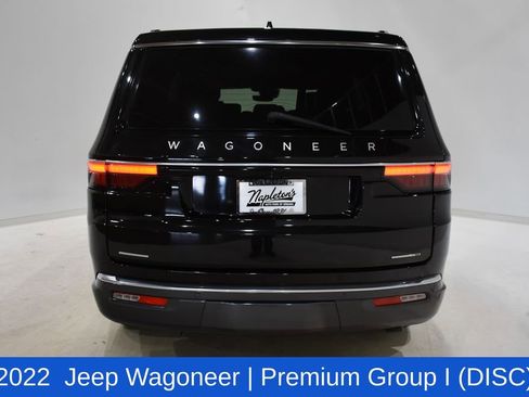 Used 2022 Jeep Wagoneer Series II w/ Premium Group I image 5