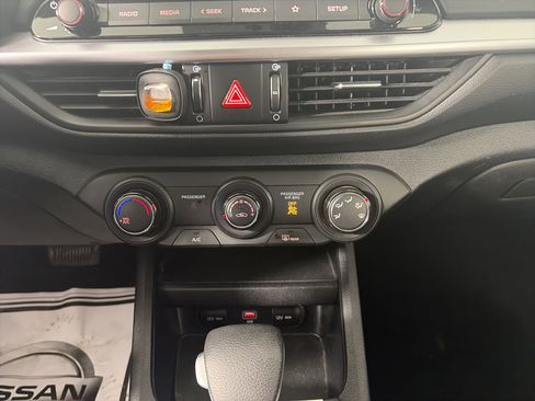 Certified 2023 Kia Forte LXS w/ LXS Technology Package image 19