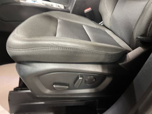 Used 2022 Ford Explorer XLT w/ Class IV Trailer Tow Package image 10