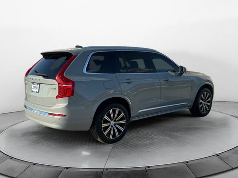 Certified 2025 Volvo XC90 B5 Core AWD/4WD image 7
